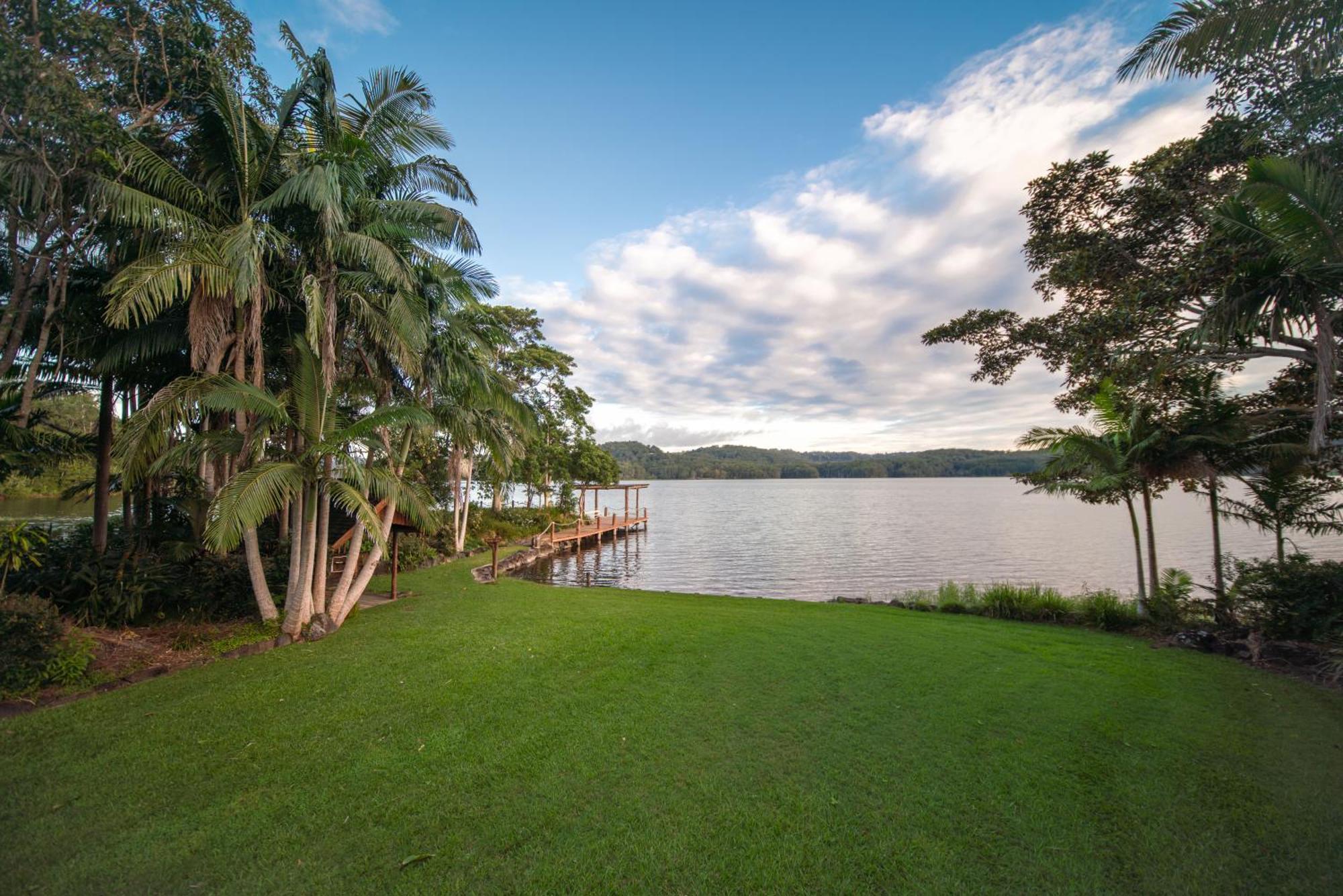 Secrets On The Lake Montville Exterior foto