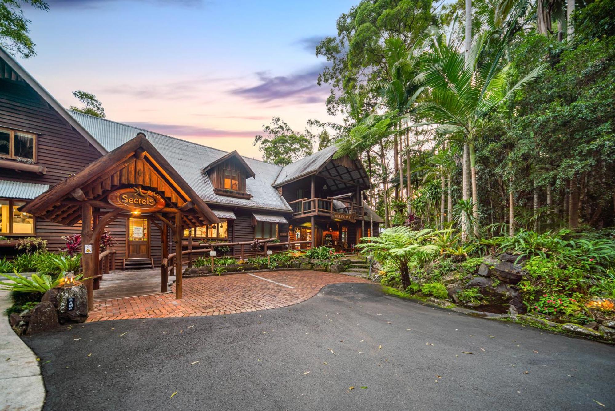 Secrets On The Lake Montville Exterior foto
