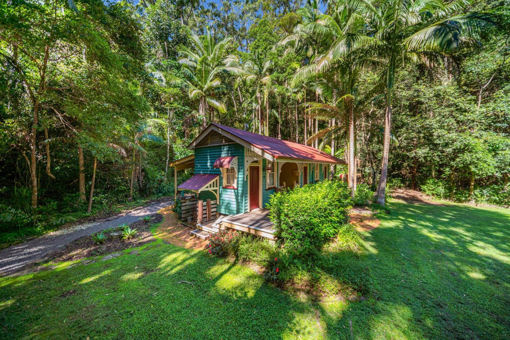 Secrets On The Lake Montville Exterior foto